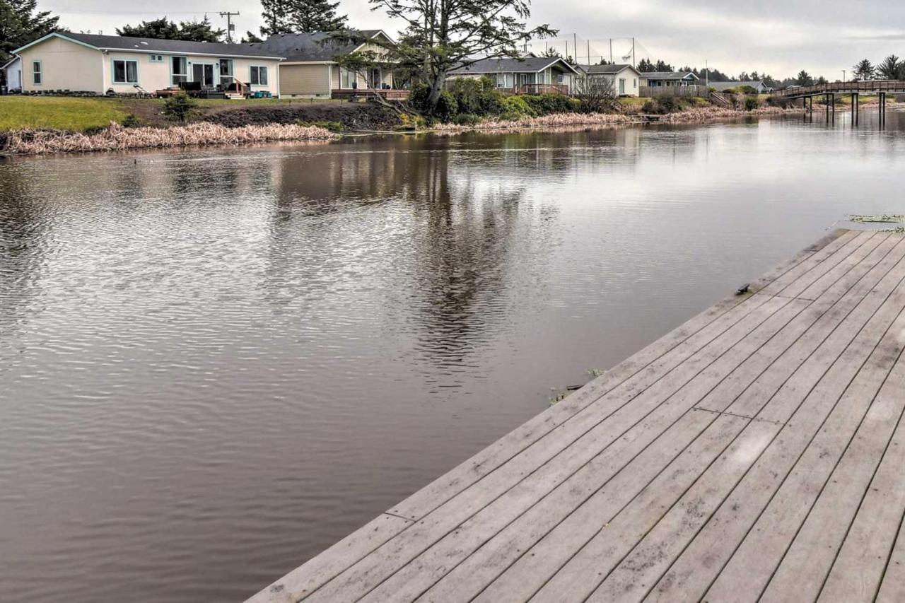 Dog-Friendly Canalfront Condo In Ocean Shores Bagian luar foto